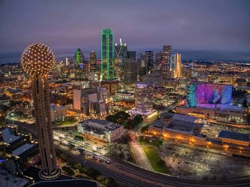 Downtown Dallas skyline